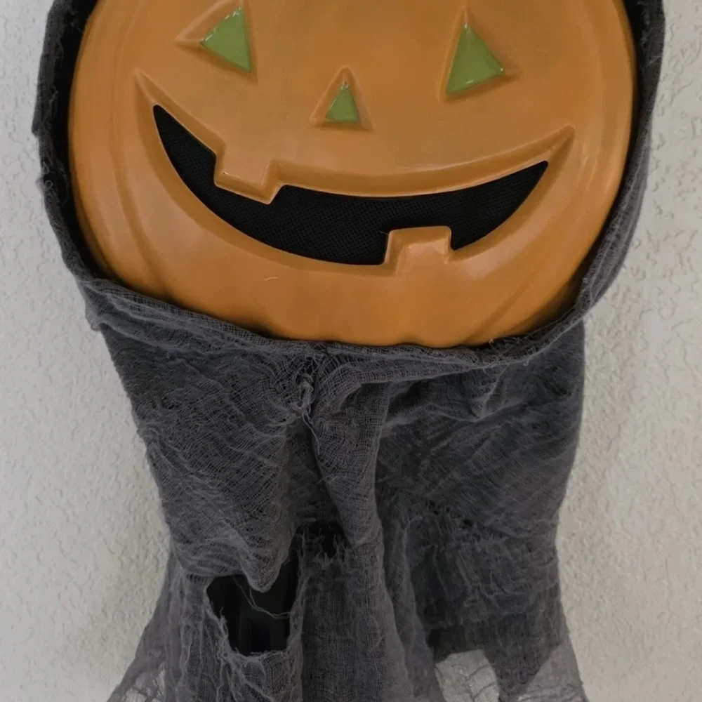Light-Up Pumpkin Halloween Mask. One size fits most